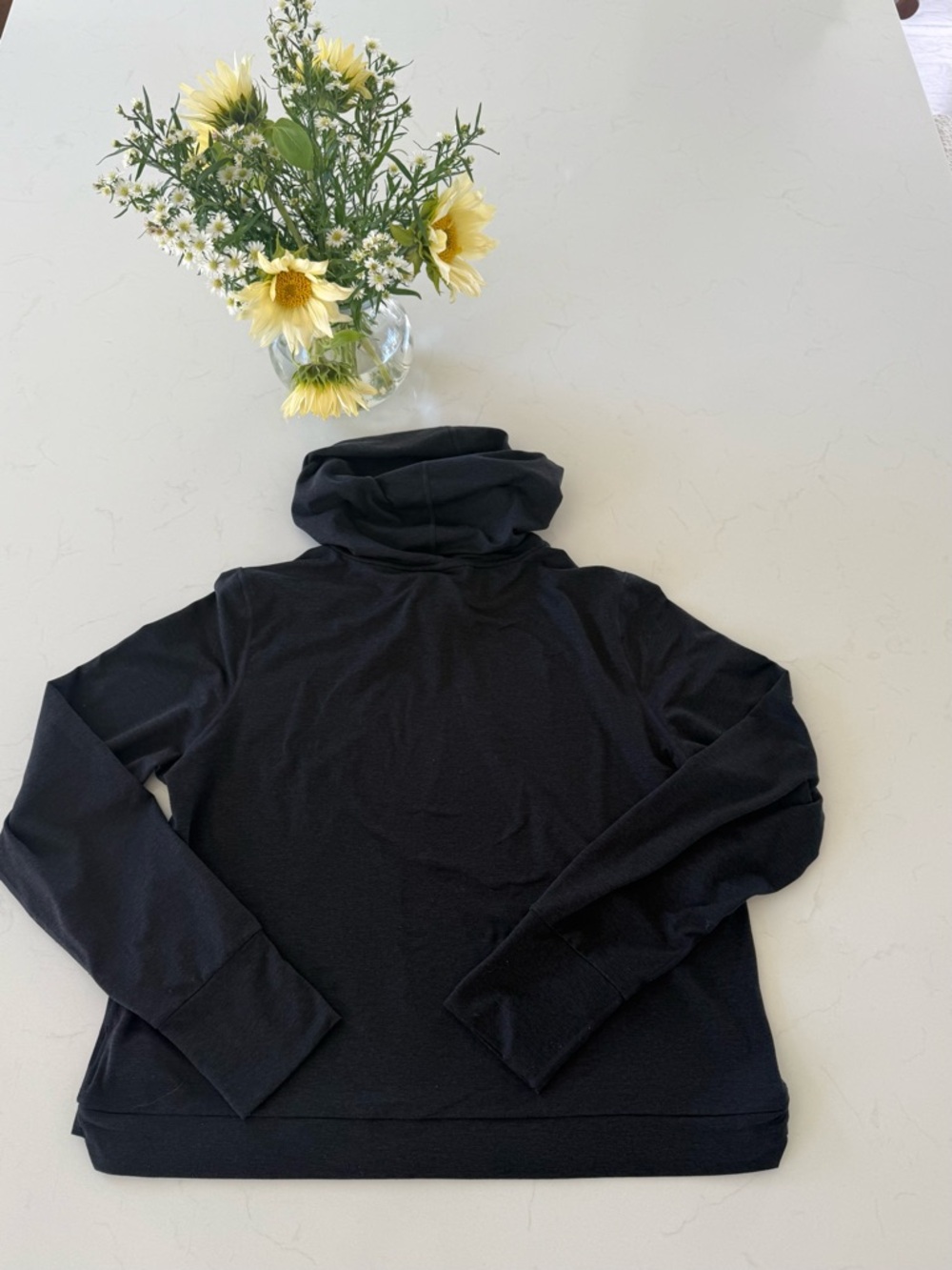 Vuori Halo Hoodie Pullover ~ Size Large - Picture 4 of 5